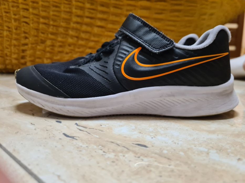 Adidași Nike Star Runner 2.0.     35