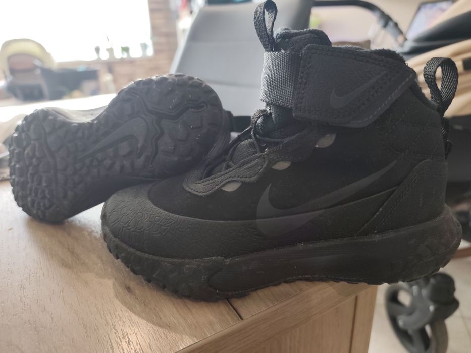 Обувки маратонки Nike Terrascout