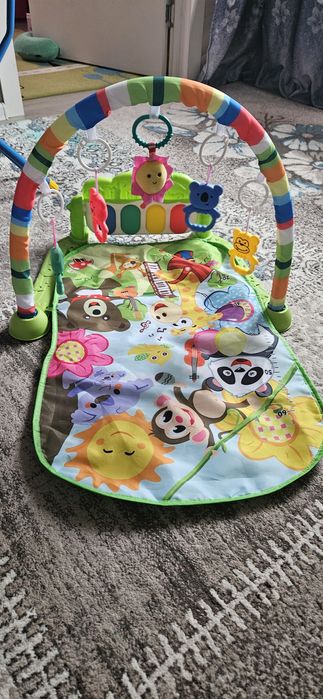 Продам интерактивный коврик для малышей
