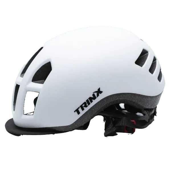 Шлем Trinx с козырьком