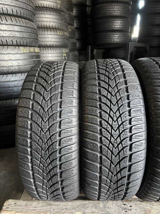 4 anvelope de iarna 205/55/16 Dunlop 7.2-7.7 mm