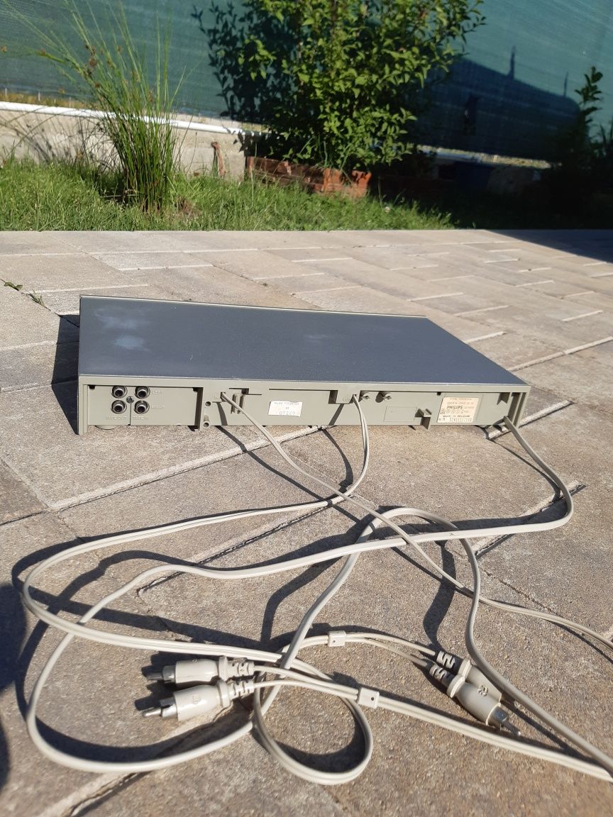 Egalizator .Procesor sunet Philips