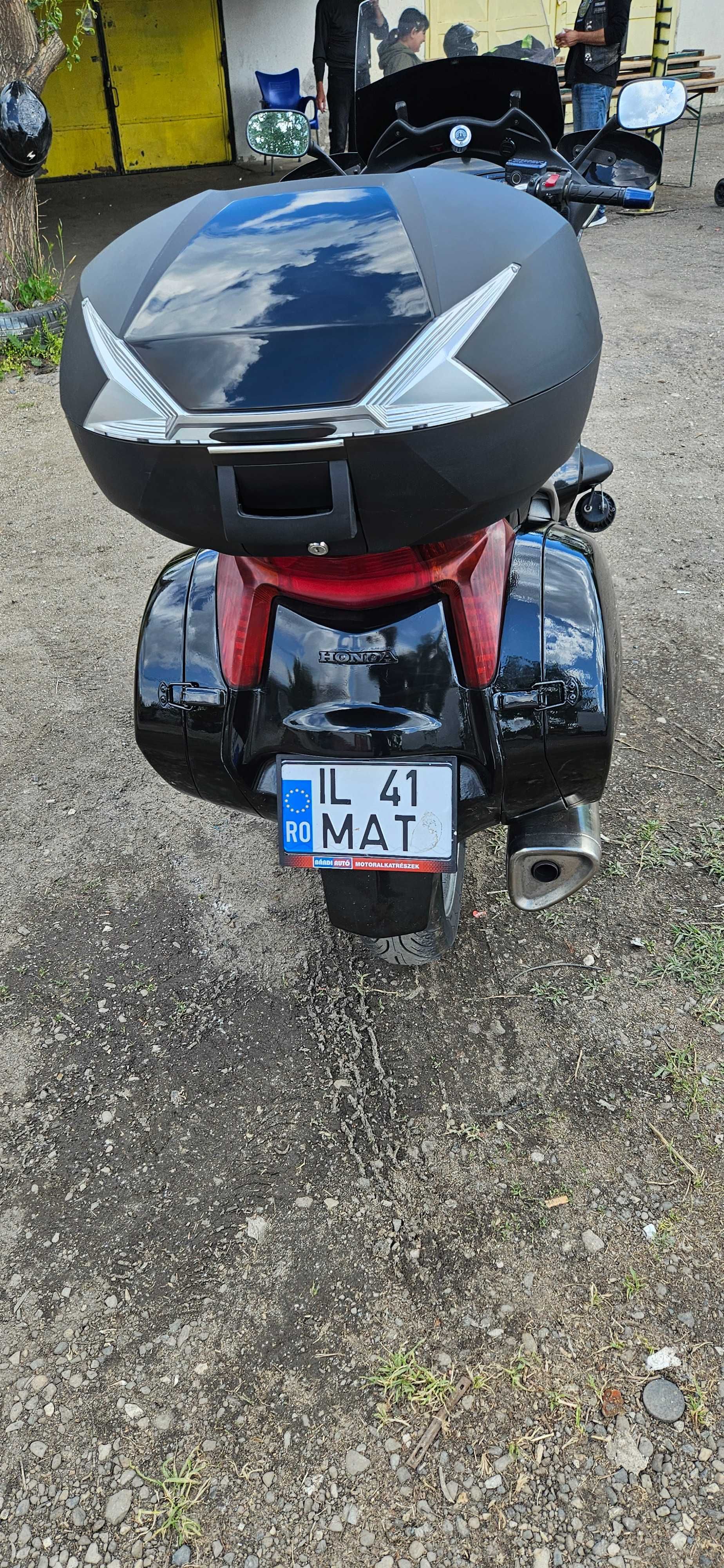 Honda Deauville 2006 NT700V