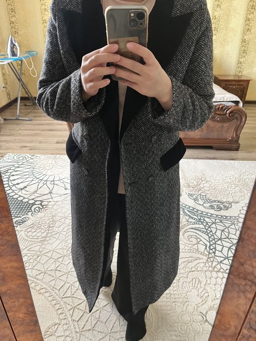 Утепленное пальто отличного качества