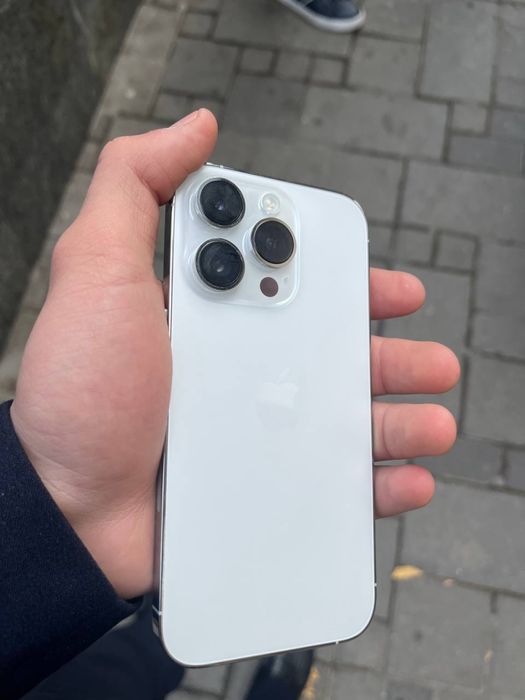 Iphone 14 pro srochna sotiladi