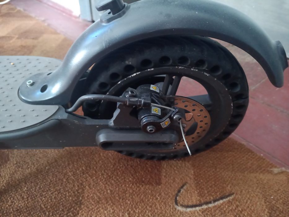 Trotinetă Xiaomi mi Essential