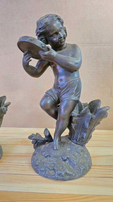 Set doua statuete deosebite