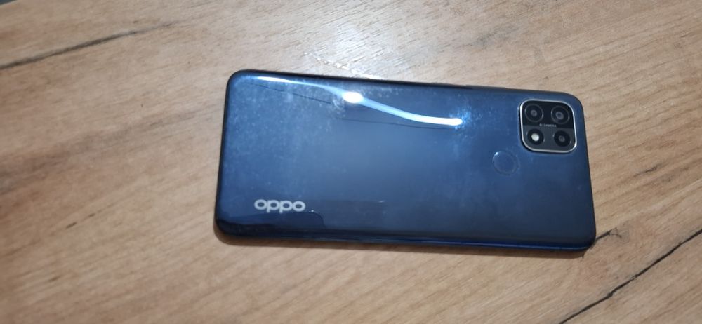 Oppo A15s  64gb.