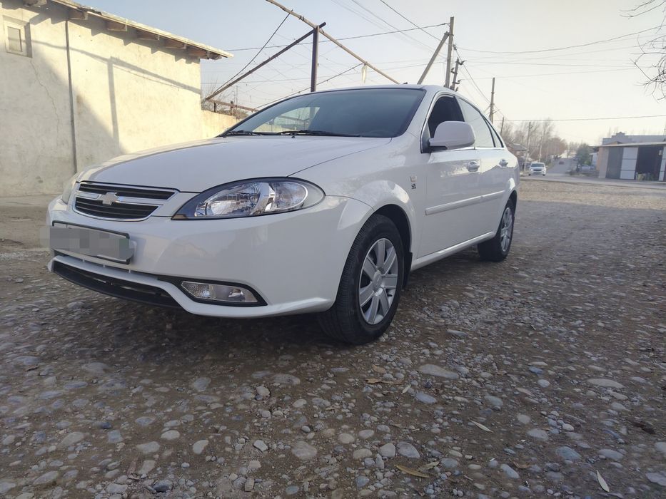 Lasetti 2023-yil salondan chiqqan