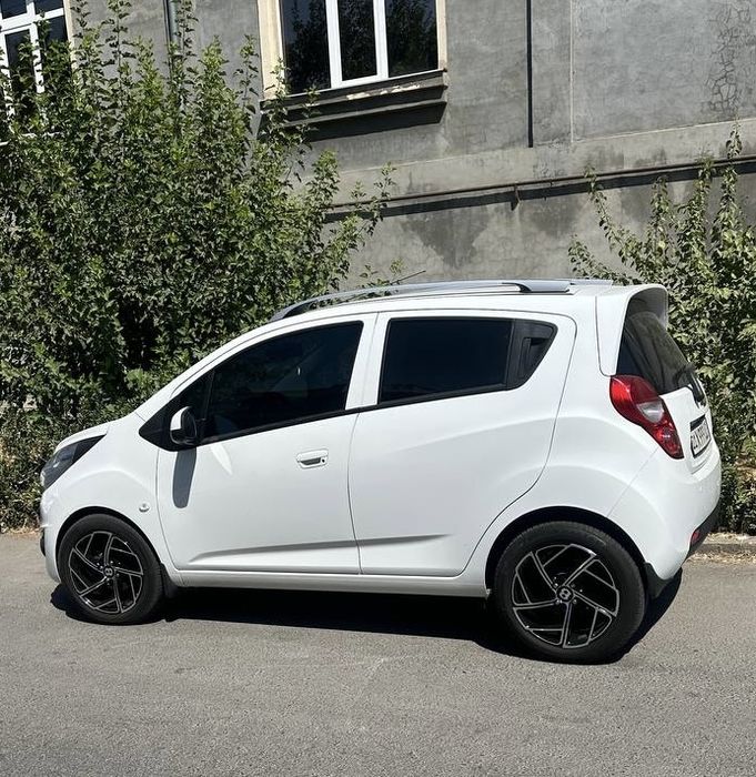 Chevrolet Спарк сотилади!