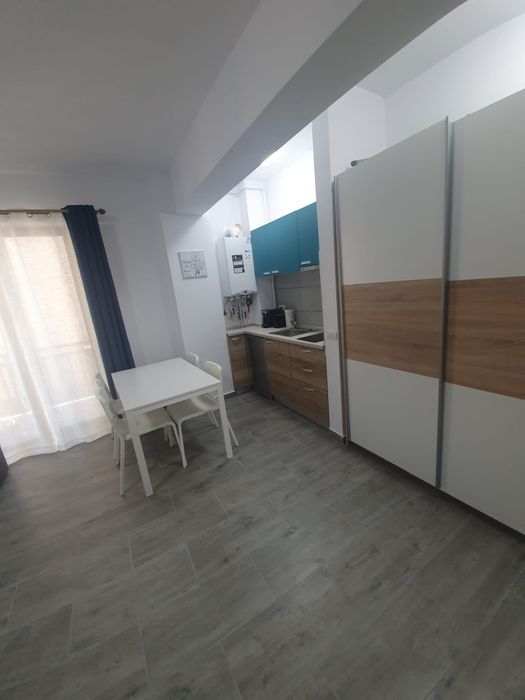 Vând / posibilitate RATE /afacere la cheie 3 studiouri și 3 parcări -