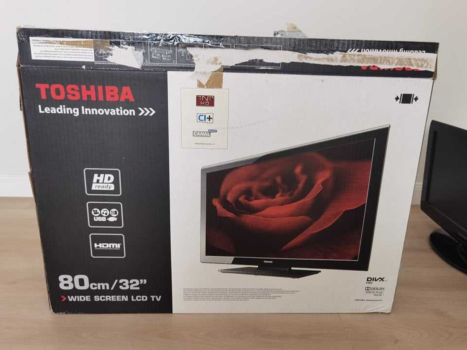 Toshiba LCD TV 32'