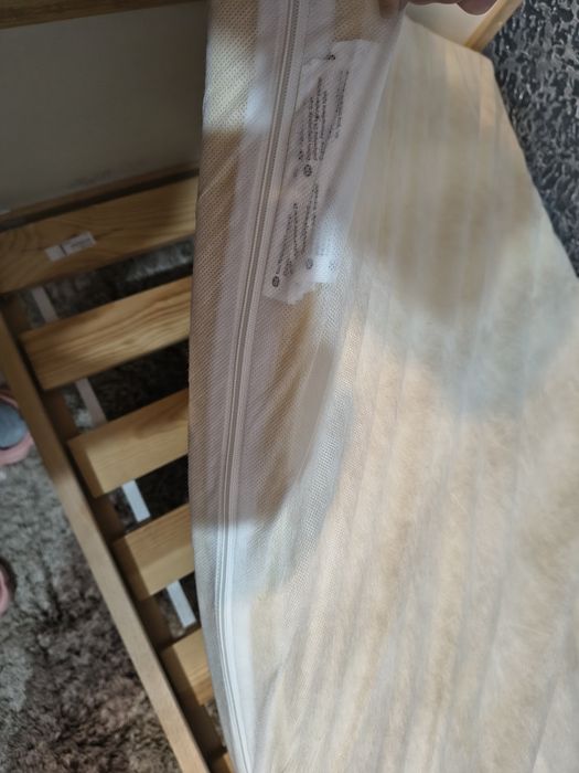 Pat cu saltea din spuma copiii 166/77