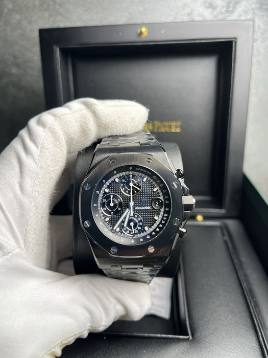 Часовник Audemars Piguet НАМАЛЕН!