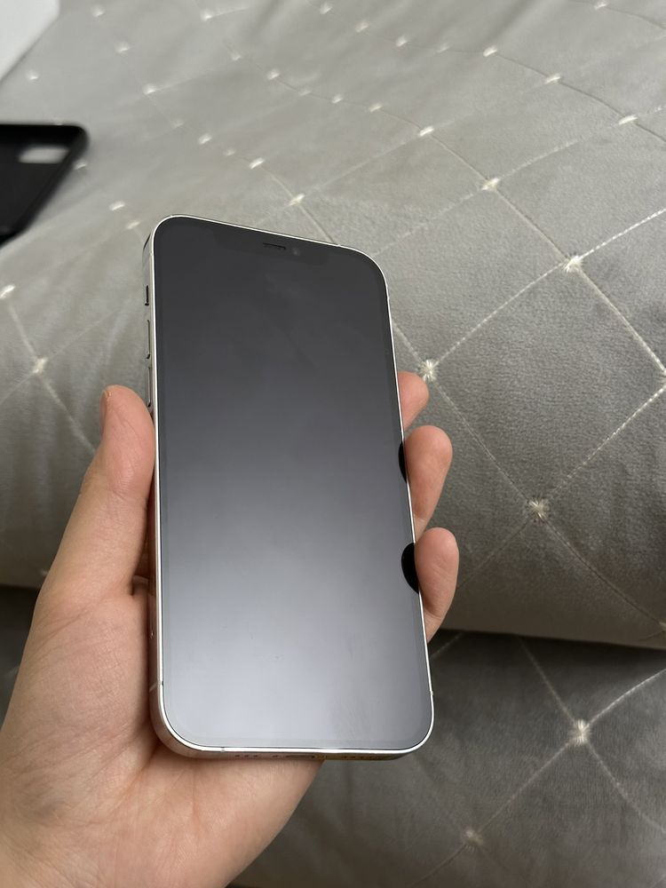 Продам iPhone 12 PRO