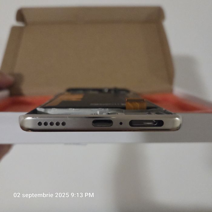 Acumulator original honor magic6 lite aproape nou si rama telefon