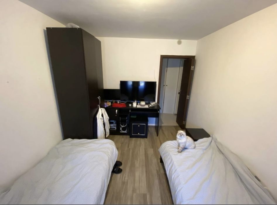 Proprietar, vând apartament cu 3 camere decomandat