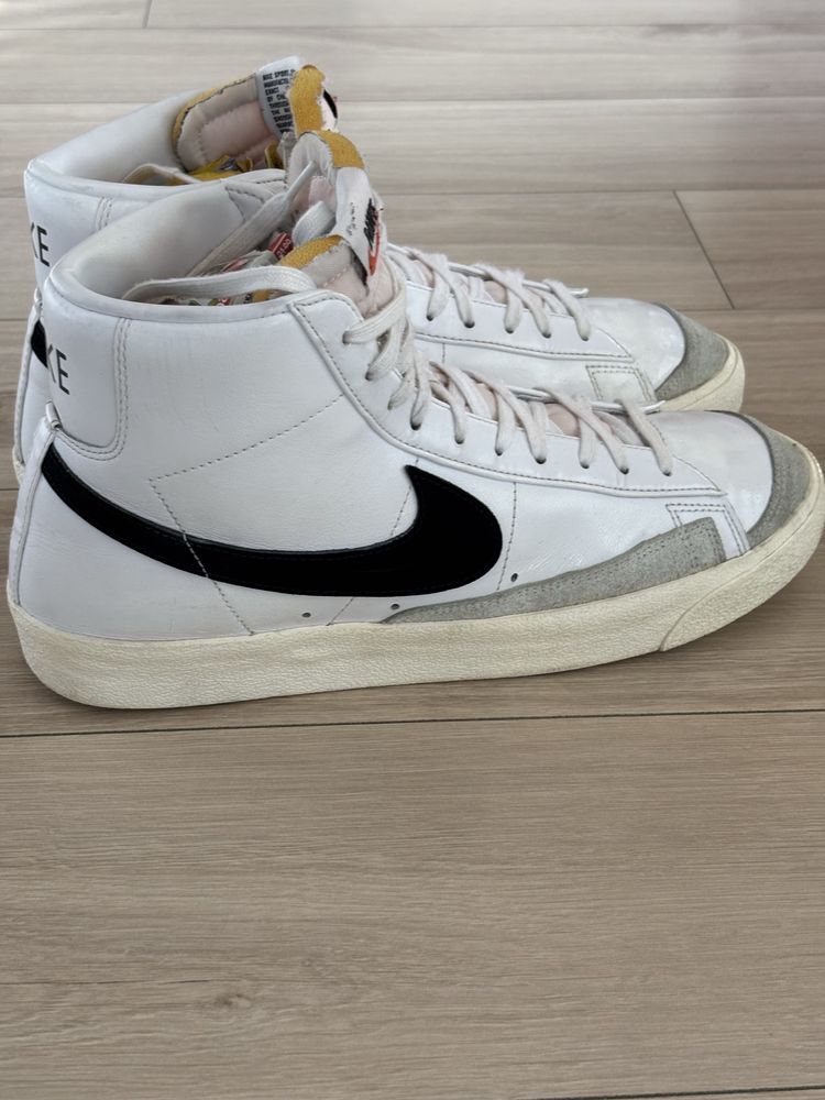 Nike Blazer MD 77