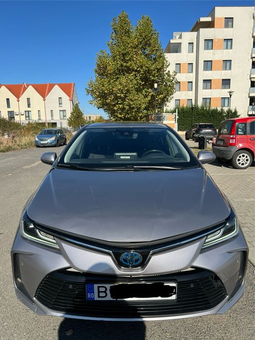 Toyota corolla hybrid 2022 usor avariat 127.000km accept orice test!!!
