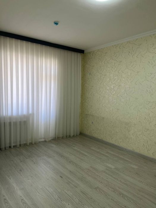 Яшнобод олмос махалла квартира срочно сотилади