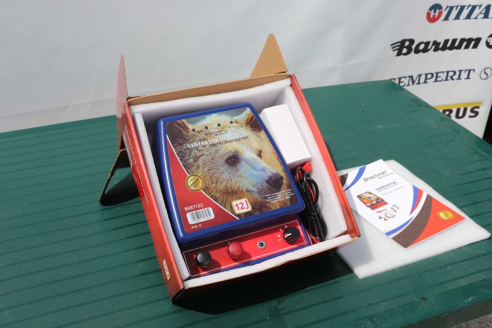 Gard electric 12V/220V Breckner Aparat generator de impulsuri 12 Jouli