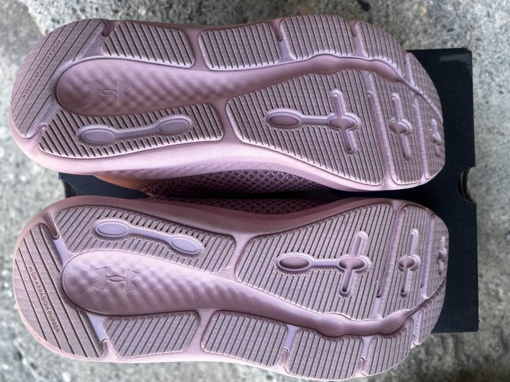 Under Armour UA W Charged Pursuit 3