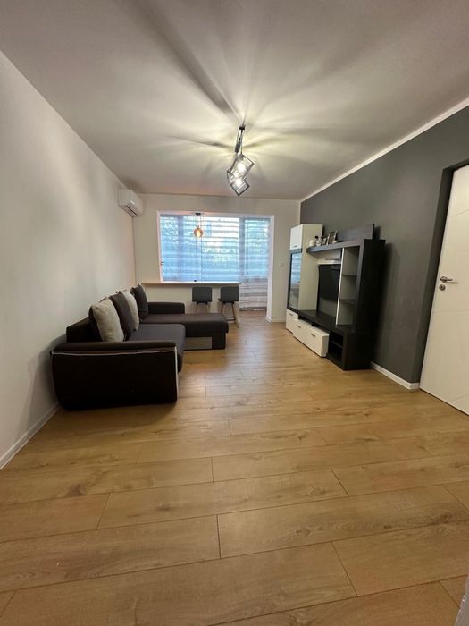 Vand apartament 2 camere Tomis 3