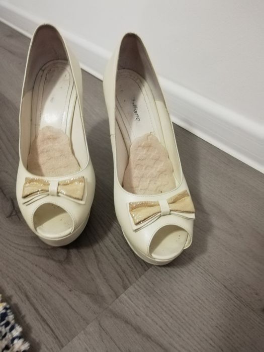Pantofi de mireasa