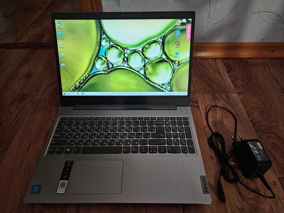 Продам современный, мощный ноутбук Lenovo Ideapad 3-15IML05 2022г