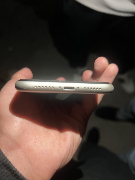 Iphone 11 tinniq