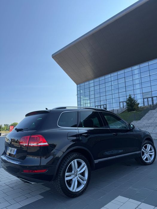 Vw Touareg 3.0-240 cp/ perne/an 2011/ preț 11490euro‼️
