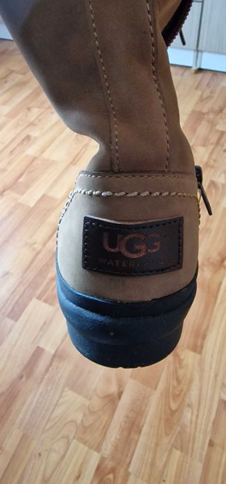 Ghete UGG  îmblănite WATERPROOF