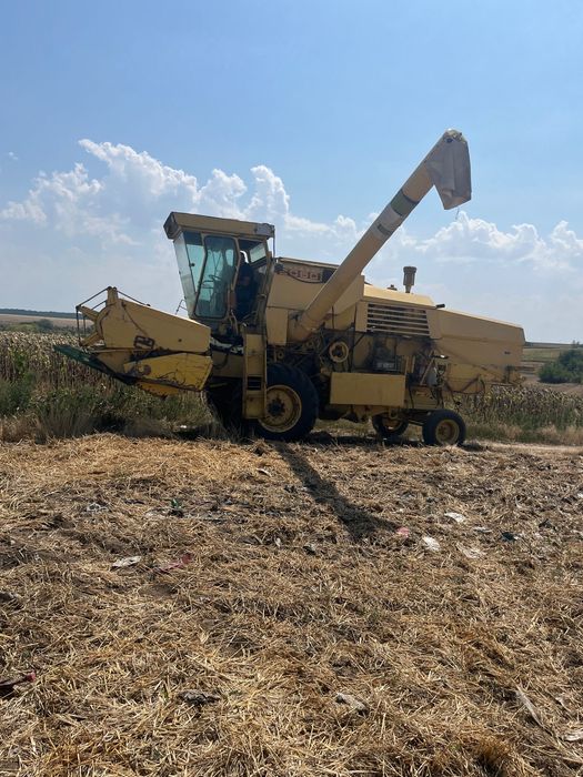 Combina new holland 80 60