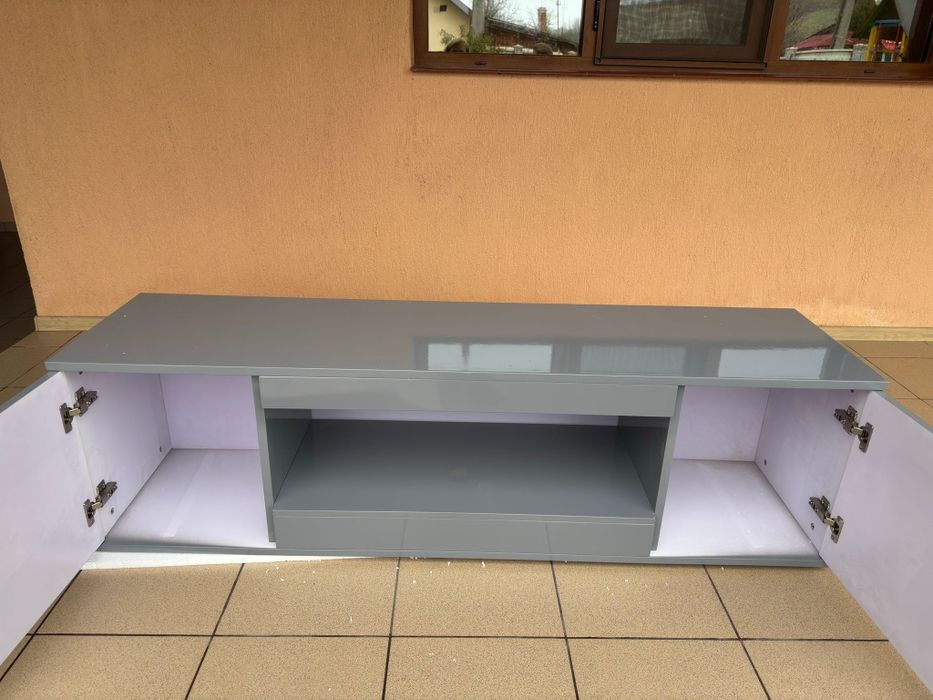 Vând comoda TV 160x40x45