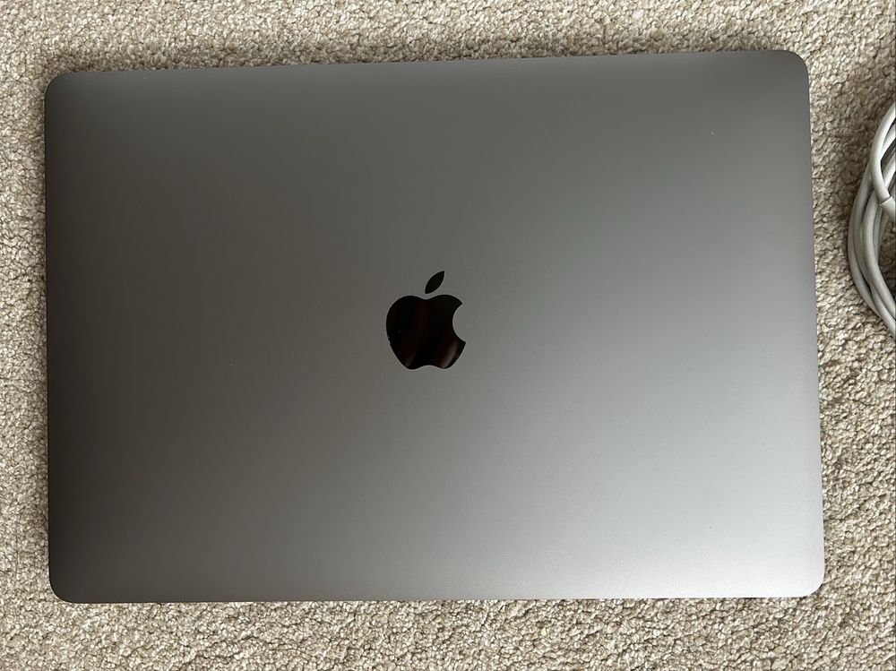 MacBook Air 13" Retina (2018) – като нов