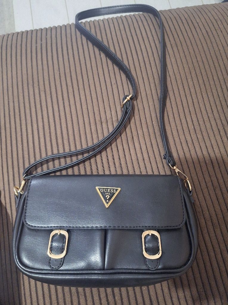 Дамска Чанта Guess