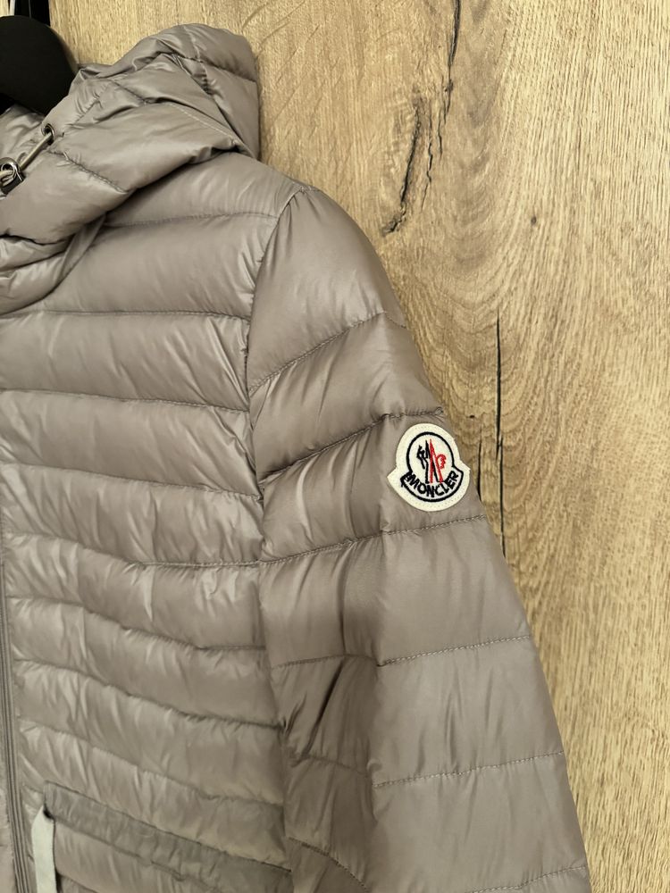 Дамско яке Moncler