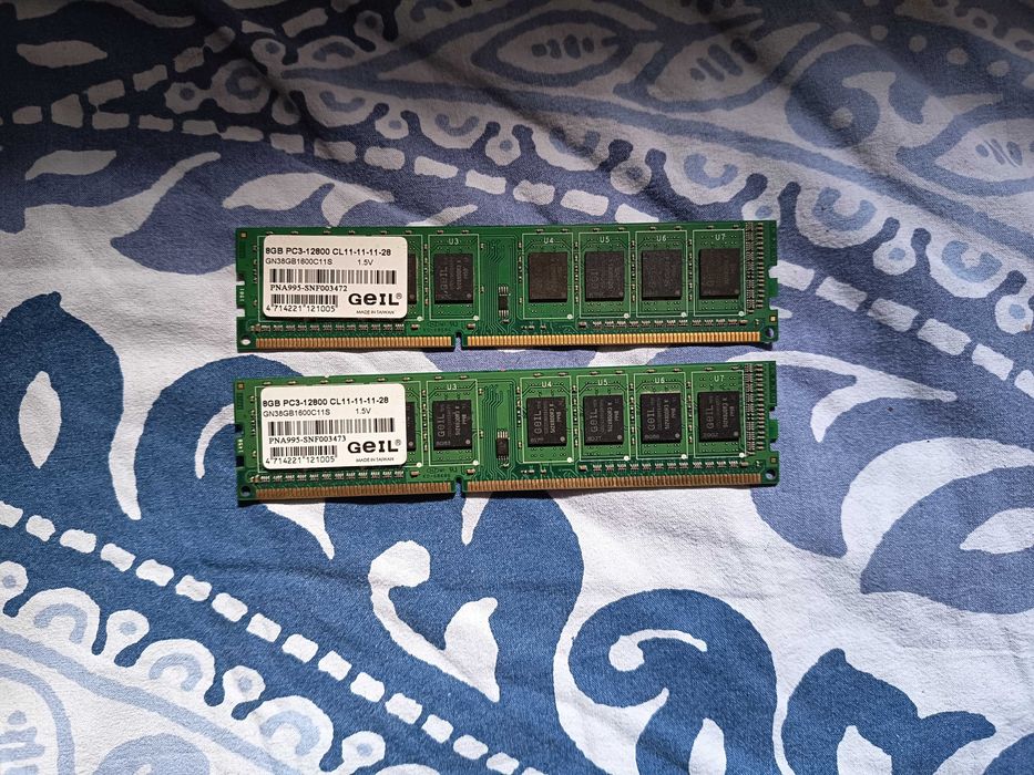 Kit rami 16gb DDR3 1600mhz, de la Geil