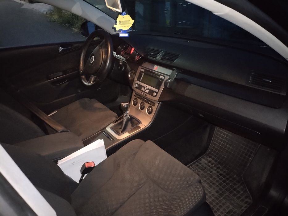 Vând VW passat b6