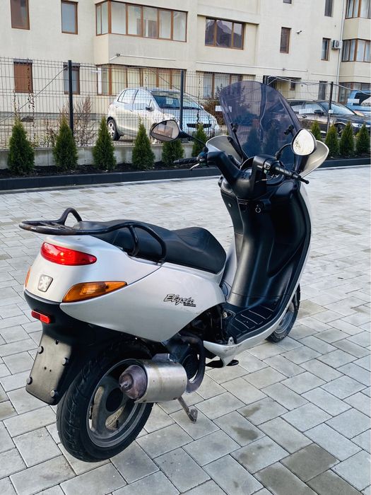 Scuter Peugeot cu acte