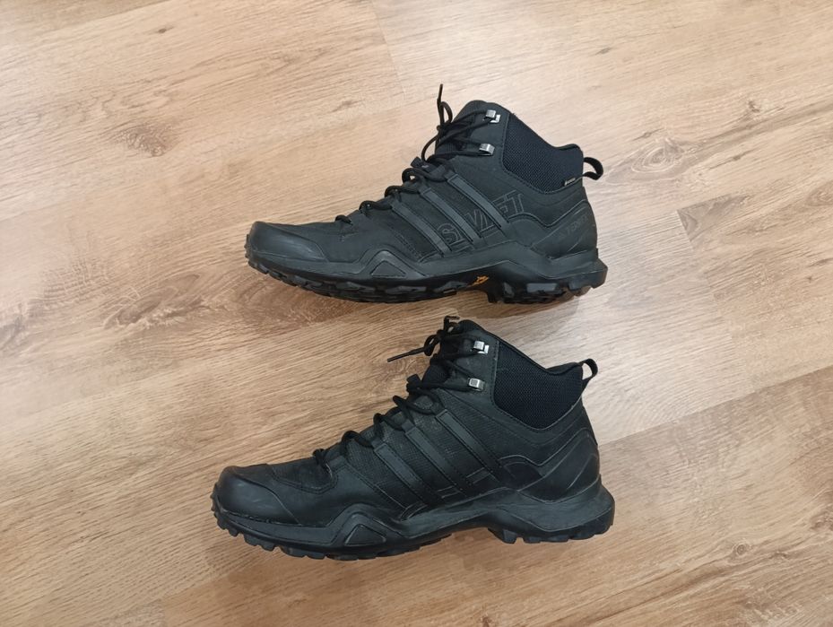 Adidas terex gore tex