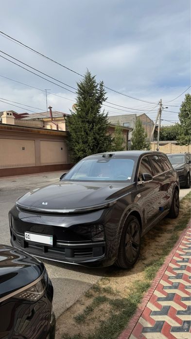 Li 9 Ultra 2025 srochna sotiladi