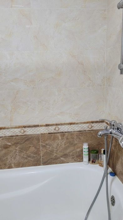 2-комн  кв  Шахристанском в Банковсковском доме  83 м2