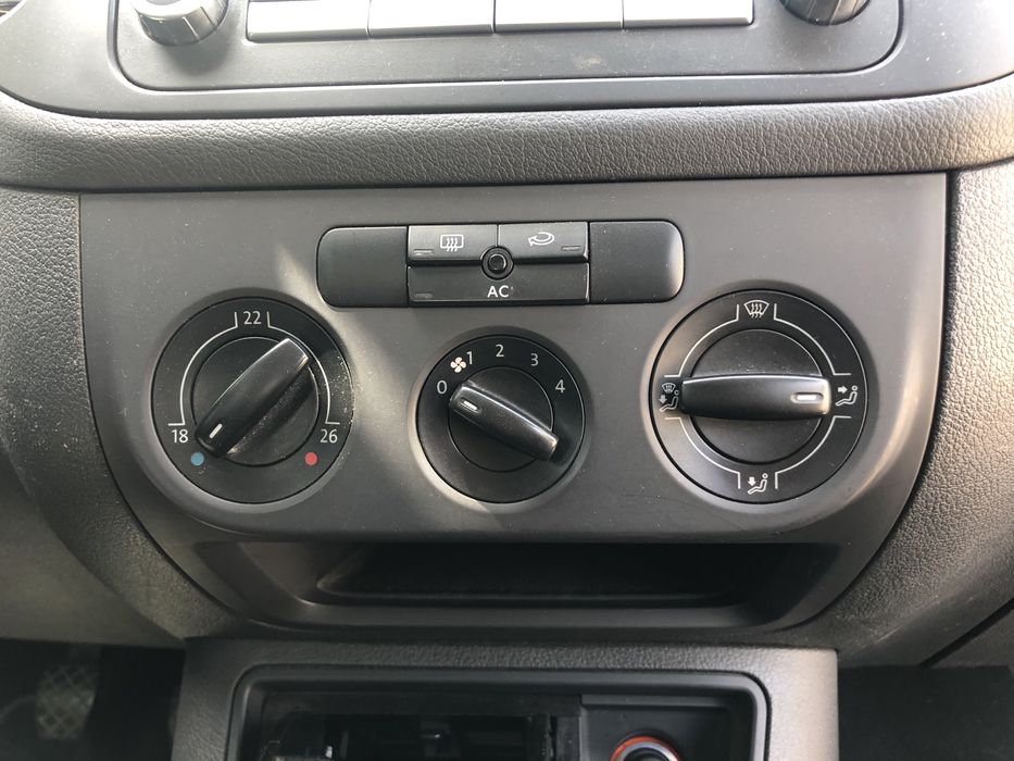 Panou Comanda Clima Manuala Aer conditionat Climatic Vw Golf 5 Plus