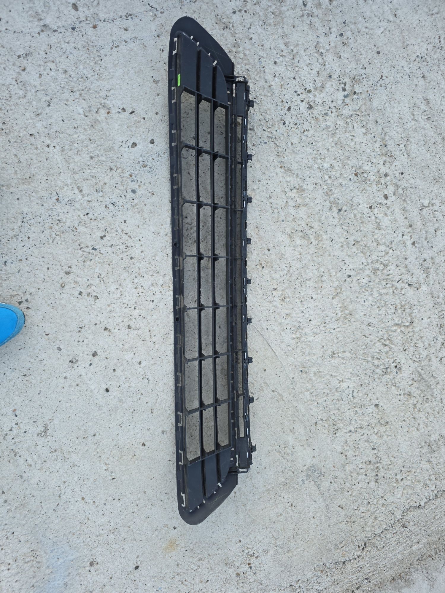 Grila bara fata..pentru vw golf 7