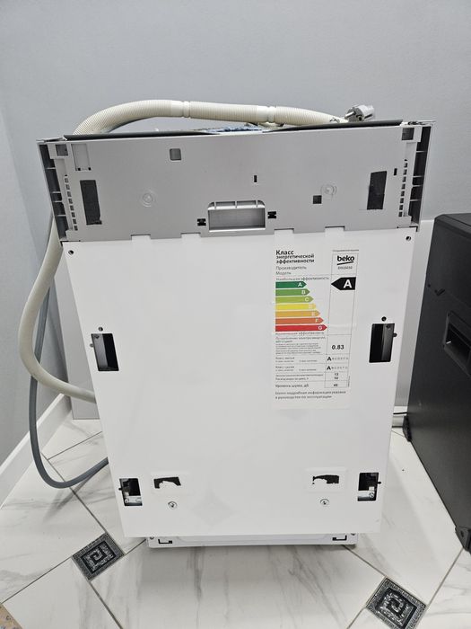 Продам посудомоечную машину Beko