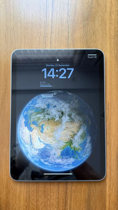 Продам IPad 10th generation
