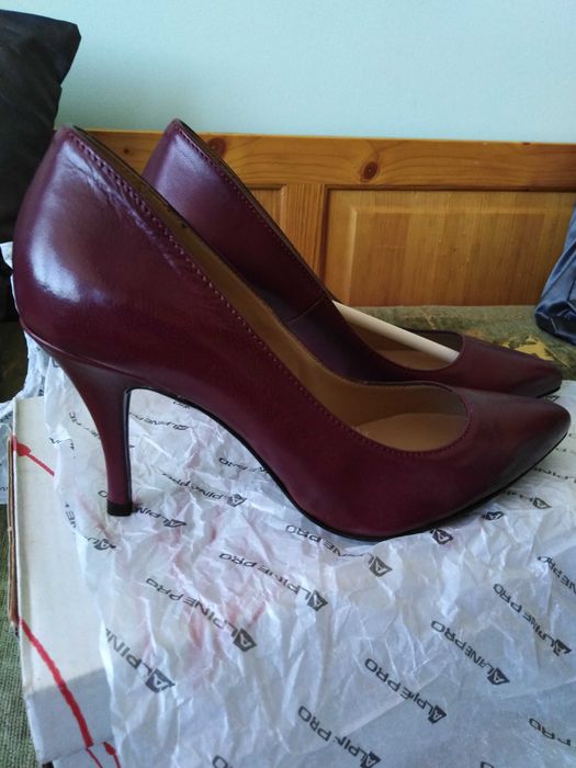 Официални обувки естествена кожа 37 номер