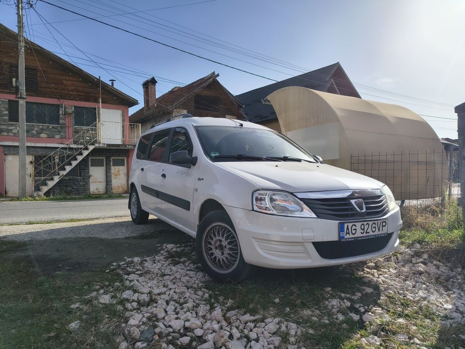 Logan MCV GPL 2012 1.6 mpi