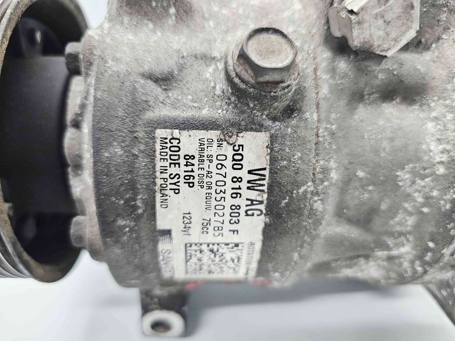 Compresor clima  Volkswagen Golf 7 (5G) [Fabr 2014-prezent] 5Q0816803F